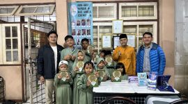 50 mushaf Al-Qur'an didistribusikan langsung oleh para pengurus dan anggota TIDAR Tangsel kepada Masyarakat
