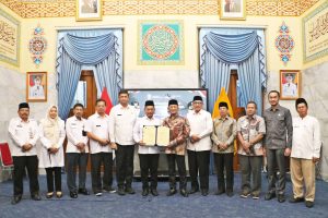 Pemkab Serang-Yayasan Al Bahru Teken MoU Pembangunan Masjid Terapung Banten