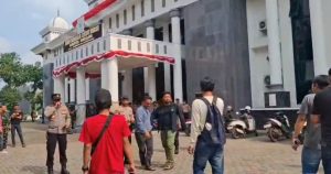 Sebut Wartawan Tak Berguna, Saat Sedang Melakukan Peliputan Audiensi di Pandeglang, Oknum Aktivis Resmi di Laporkan