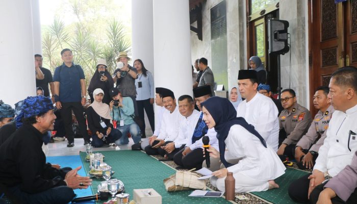 Seba Baduy 2026, Bupati Serang Ajak Teladani Kesederhanaan Suku Baduy