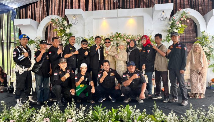 H. Suhaemi Ketua Ormas BPPKB DPC Kota Cilegon Banten Hadiri Pernikahan Ketua DPAC Kalideres di Sukamulya Tangerang